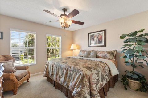 House in Winter Garden, Florida 3 bedrooms, 249.35 sq.m. № 2322724 - photo 19