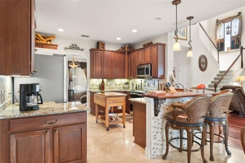 House in Winter Garden, Florida 3 bedrooms, 249.35 sq.m. № 2322724 - photo 10