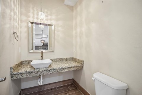 Casa en venta en Tampa, Florida, 4 dormitorios, 292.08 m2 № 2377886 - foto 24