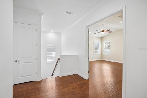 Casa en venta en Tampa, Florida, 4 dormitorios, 292.08 m2 № 2377886 - foto 14