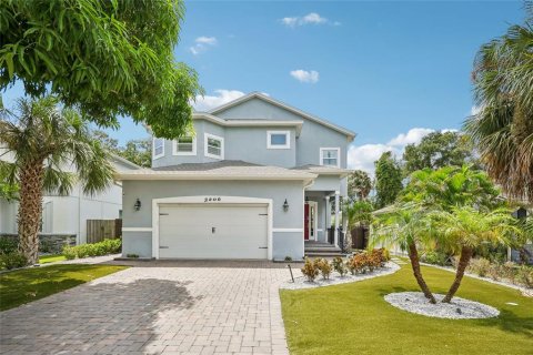 Casa en Tampa, Florida 4 dormitorios, 292.08 m2 № 2377886