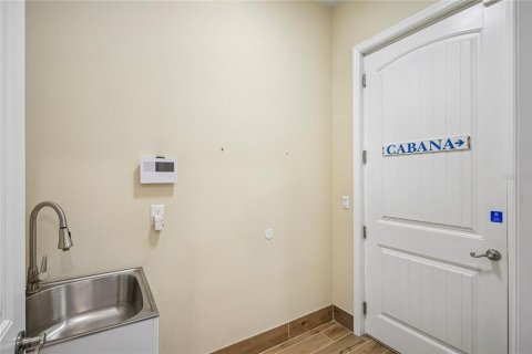 Casa en venta en Tampa, Florida, 4 dormitorios, 292.08 m2 № 2377886 - foto 27