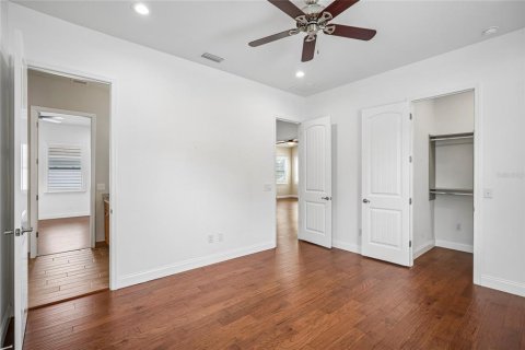 Casa en venta en Tampa, Florida, 4 dormitorios, 292.08 m2 № 2377886 - foto 15