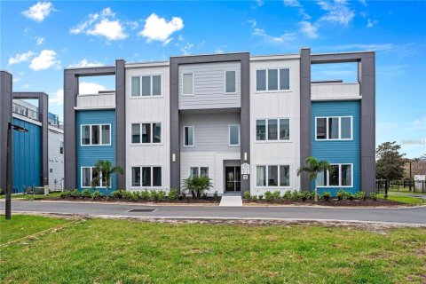 Condo in Four Corners, Florida, 5 bedrooms № 2104322