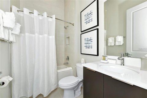 Condo in Four Corners, Florida, 5 bedrooms  № 2104322 - photo 22