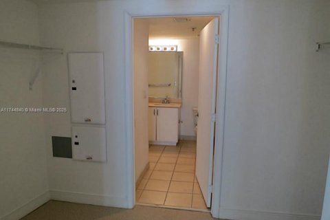 Copropriété à vendre à Miami, Floride: 1 chambre, 76.64 m2 № 1492205 - photo 10