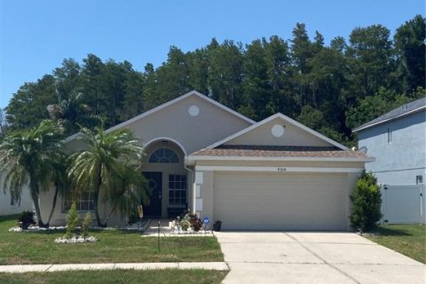 Casa en New Port Richey, Florida 3 dormitorios, 146.6 m2 № 2126072