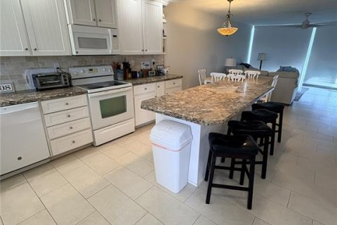 Copropriété à louer à New Smyrna Beach, Floride: 2 chambres, 107.77 m2 № 2148979 - photo 10