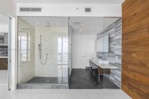 Condo in Miami, Florida, 2 bedrooms  № 1489381 - photo 20