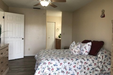 Copropriété à louer à Sunrise, Floride: 3 chambres, 79.71 m2 № 2401652 - photo 11