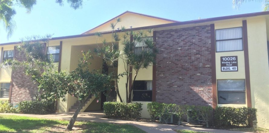 Condo à Sunrise, Floride, 3 chambres  № 2401652