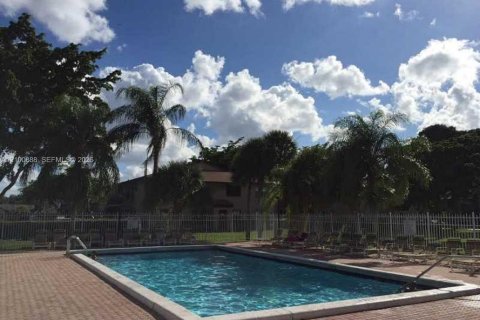 Copropriété à louer à Sunrise, Floride: 3 chambres, 79.71 m2 № 2401652 - photo 16