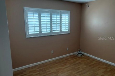 House in Clearwater, Florida 3 bedrooms, 137.59 sq.m. № 2210384 - photo 23