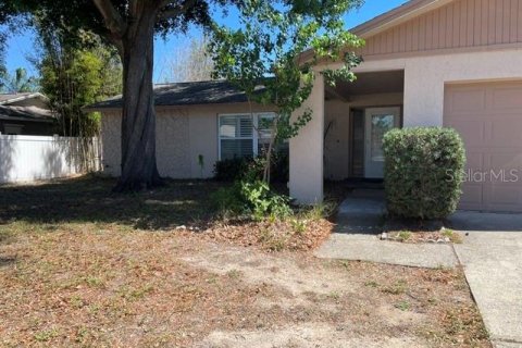 House in Clearwater, Florida 3 bedrooms, 137.59 sq.m. № 2210384 - photo 3