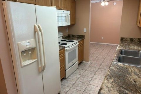 House in Clearwater, Florida 3 bedrooms, 137.59 sq.m. № 2210384 - photo 21