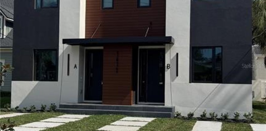 Townhouse in Tampa, Florida 4 bedrooms, 264.77 sq.m. № 1525825