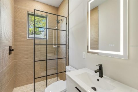 Townhouse in Tampa, Florida 4 bedrooms, 264.77 sq.m. № 1525825 - photo 12