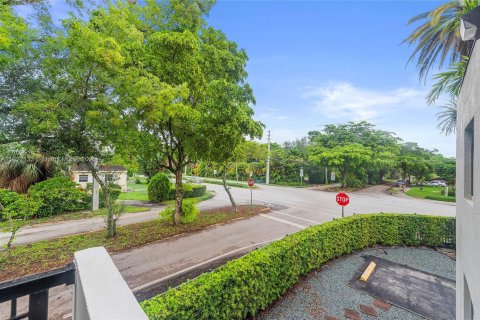 Apartamento en alquiler en North Miami, Florida, 2 dormitorios, 69.68 m2 № 1976353 - foto 11