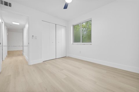 Apartamento en alquiler en North Miami, Florida, 2 dormitorios, 69.68 m2 № 1976353 - foto 28