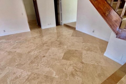 House in Boca Raton, Florida 4 bedrooms, 262.36 sq.m. № 2046429 - photo 15