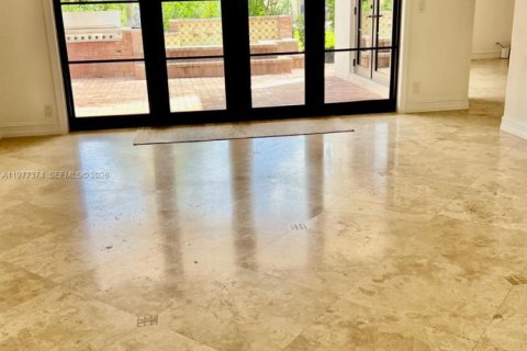 House in Boca Raton, Florida 4 bedrooms, 262.36 sq.m. № 2046429 - photo 16