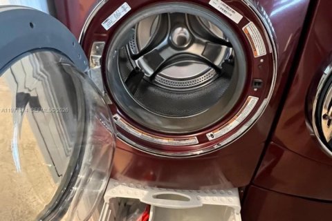 House in Boca Raton, Florida 4 bedrooms, 262.36 sq.m. № 2046429 - photo 26