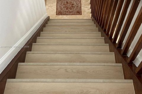 House in Boca Raton, Florida 4 bedrooms, 262.36 sq.m. № 2046429 - photo 6