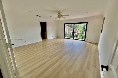 House in Boca Raton, Florida 4 bedrooms, 262.36 sq.m. № 2046429 - photo 5