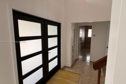 House in Boca Raton, Florida 4 bedrooms, 262.36 sq.m. № 2046429 - photo 7