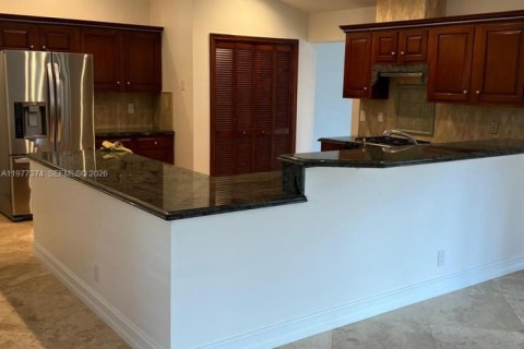 House in Boca Raton, Florida 4 bedrooms, 262.36 sq.m. № 2046429 - photo 23