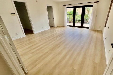 House in Boca Raton, Florida 4 bedrooms, 262.36 sq.m. № 2046429 - photo 13