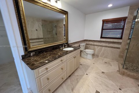 House in Boca Raton, Florida 4 bedrooms, 262.36 sq.m. № 2046429 - photo 4
