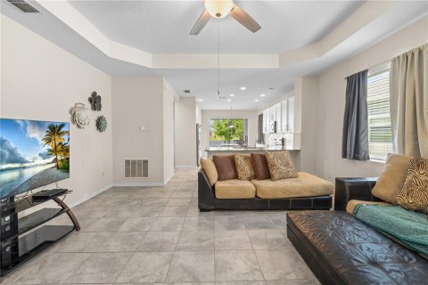 House in Saint Cloud, Florida 2 bedrooms, 152.08 sq.m. № 1816016 - photo 9