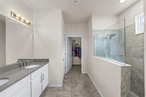 House in Saint Cloud, Florida 2 bedrooms, 152.08 sq.m. № 1816016 - photo 19