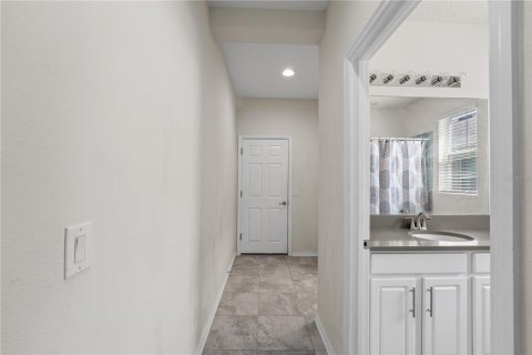 House in Saint Cloud, Florida 2 bedrooms, 152.08 sq.m. № 1816016 - photo 25