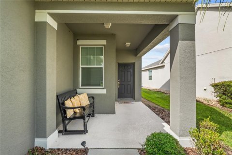 House in Saint Cloud, Florida 2 bedrooms, 152.08 sq.m. № 1816016 - photo 8