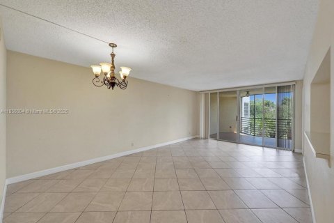 Copropriété à vendre à Davie, Floride: 3 chambres, 107.3 m2 № 1964080 - photo 8