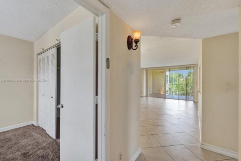 Copropriété à vendre à Davie, Floride: 3 chambres, 107.3 m2 № 1964080 - photo 7