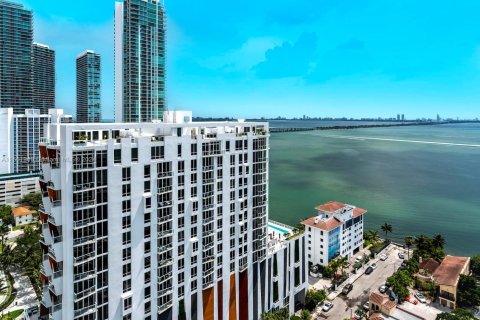 Condominio en venta en Miami, Florida, 3 dormitorios, 147.16 m2 № 1960077 - foto 4