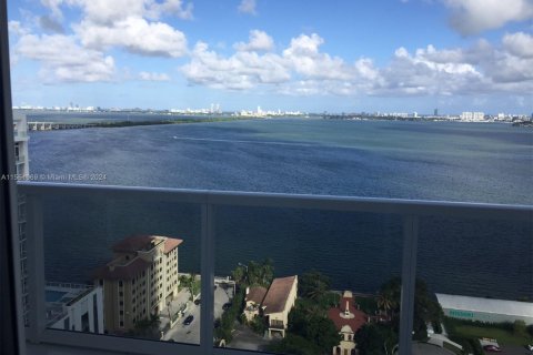 Condominio en venta en Miami, Florida, 3 dormitorios, 147.16 m2 № 1960077 - foto 12