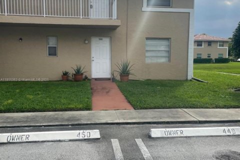 Condominio en venta en Coral Springs, Florida, 2 dormitorios, 71.35 m2 № 1880258 - foto 19