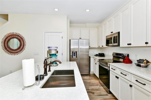 Adosado en venta en Kissimmee, Florida, 3 dormitorios, 129.51 m2 № 1129985 - foto 15