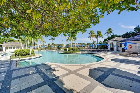 Condo in Aventura, Florida, 3 bedrooms  № 2038999 - photo 9