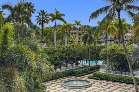 Condo in Aventura, Florida, 3 bedrooms  № 2038999 - photo 2