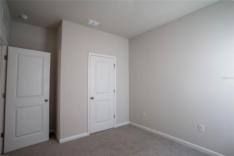 Villa ou maison à louer à Minneola, Floride: 3 chambres, 144.37 m2 № 2107500 - photo 16