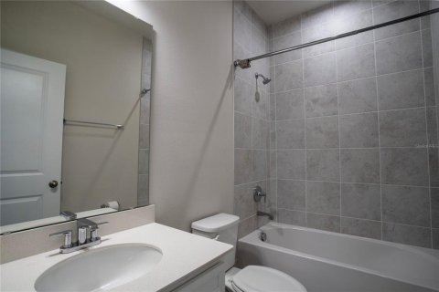 Villa ou maison à louer à Minneola, Floride: 3 chambres, 144.37 m2 № 2107500 - photo 12
