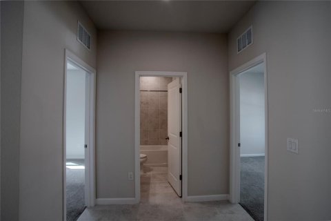 Villa ou maison à louer à Minneola, Floride: 3 chambres, 144.37 m2 № 2107500 - photo 9