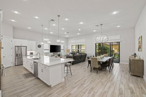 House in Parkland, Florida 2 bedrooms, 254.46 sq.m. № 2146707 - photo 7