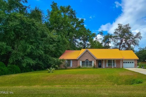 House in Hilliard, Florida 3 bedrooms, 155.33 sq.m. № 767566 - photo 1