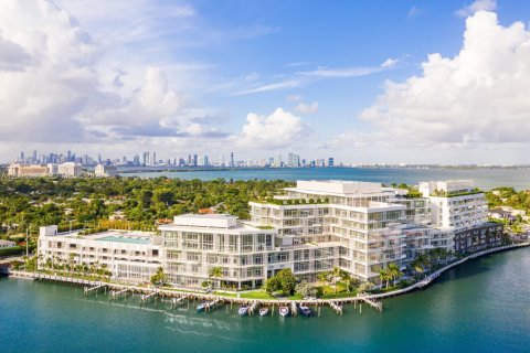 Condo in Miami Beach, Florida, 2 bedrooms  № 2154898 - photo 23